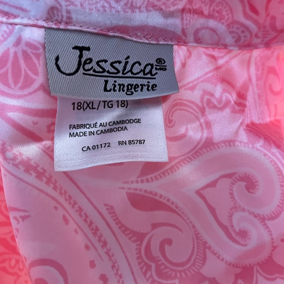 Satin-feel Jessica sleepwear set - Picture 2 of 2